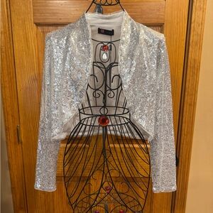 NWT Kancy Kole Silver Sequin Shrug LS Open Front Cropped Bolero Jacket, Medium